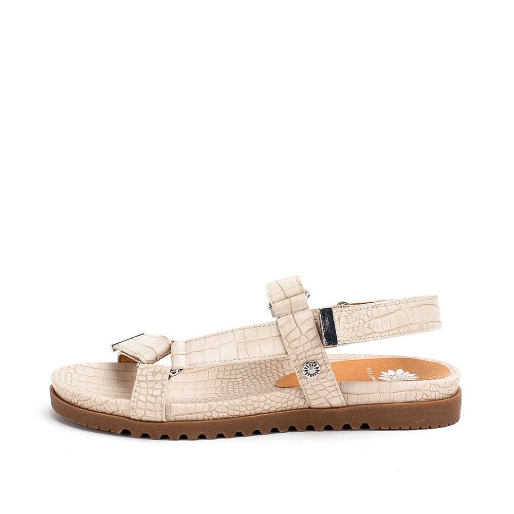 Yellow box flip flops Weston color ivory medium width New FIRM PRICE no bargain